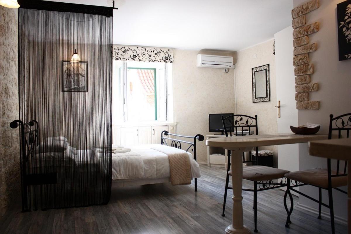 Old Town Apartment Šibenik Zimmer foto